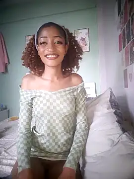 Snapshot of GoddessVee chatting on 11/11/25, 12:16 GoddessVee online show from 11/11/25, 12:16