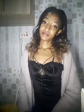 Snapshot of GoddessVee chatting on 07/05/26, 11:45 GoddessVee online show from 07/05/26, 11:45