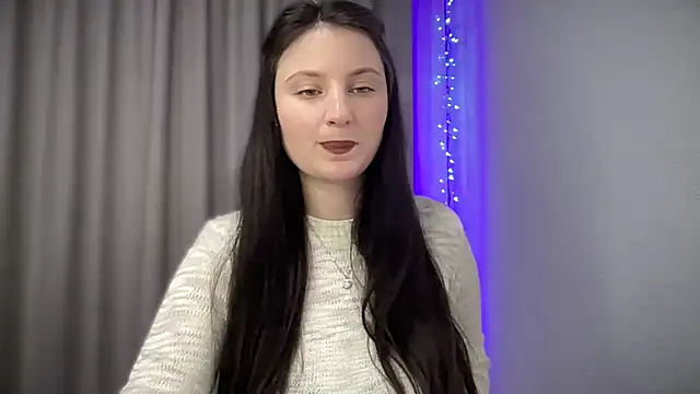 Snapshot of LocaAlis chatting on 03/18/25, 12:27 LocaAlis online show from 03/18/25, 12:27