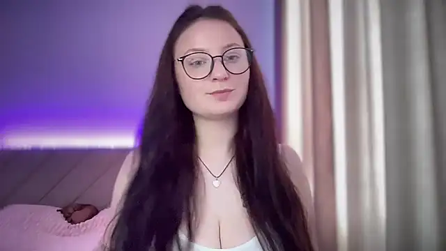 Snapshot of LocaAlis chatting on 09/12/25, 10:48 LocaAlis online show from 09/12/25, 10:48