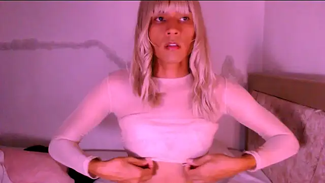 Snapshot of xxxxxchiaratsxxxxx chatting on 07/10/26, 04:50 xxxxxchiaratsxxxxx online show from 07/10/26, 04:50
