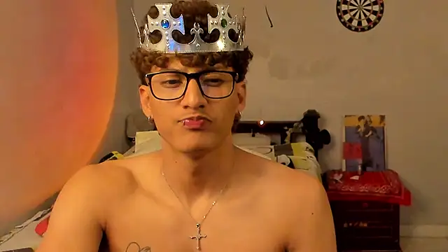 Snapshot of Ivano_joness chatting on 01/27/25, 09:23 Ivano joness online show from 01/27/25, 09:23