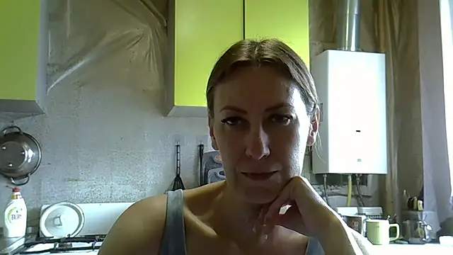 Snapshot of AshleyXHoney chatting on 05/25/26, 07:25 AshleyXHoney online show from 05/25/26, 07:25