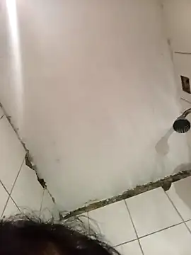 Snapshot of ladygmusic chatting on 09/22/25, 04:58 ladygmusic online show from 09/22/25, 04:58