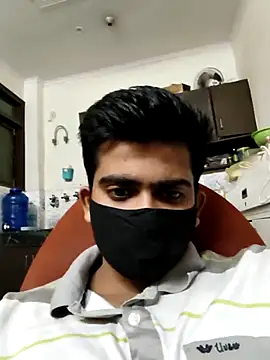 Snapshot of 12ashujii chatting on 04/06/26, 01:45 12ashujii online show from 04/06/26, 01:45