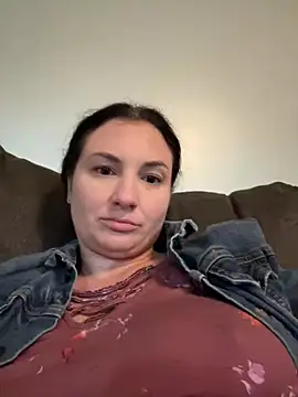 MilfyMrsRobinson online show from 02/05/25, 08:57
