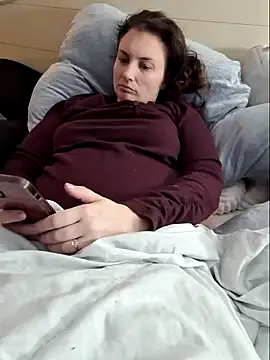 MilfyMrsRobinson online show from 02/18/25, 01:43