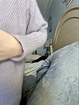 MilfyMrsRobinson online show from 02/19/25, 11:57