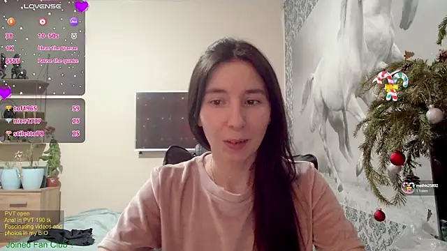 Wowpornoo online show from 01/01/25, 02:09