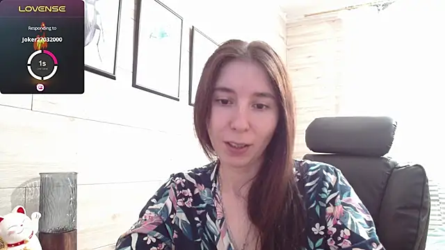 Wowpornoo online show from 09/27/25, 09:58