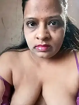 Snapshot of Love_Jenny chatting on 01/24/25, 10:21 Love Jenny online show from 01/24/25, 10:21