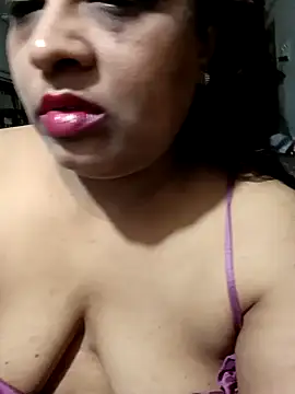 Snapshot of Love_Jenny chatting on 02/16/25, 03:58 Love Jenny online show from 02/16/25, 03:58