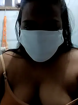 Love Jenny online show from 12/19/25, 04:41