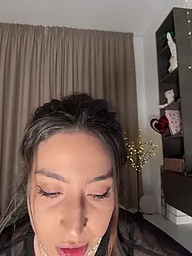 KimArts online show from 02/11/26, 08:03