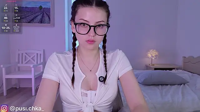 Snapshot of pusichka chatting on 06/22/26, 06:21 pusichka online show from 06/22/26, 06:21