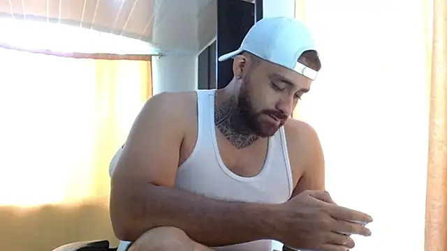 aronmiller404 online show from 03/07/26, 02:47