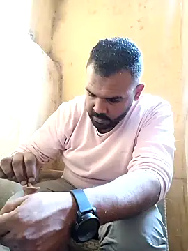 Snapshot of ListedLoin chatting on 01/08/25, 02:14 ListedLoin online show from 01/08/25, 02:14