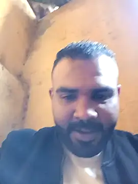 Snapshot of ListedLoin chatting on 01/10/25, 01:09 ListedLoin online show from 01/10/25, 01:09