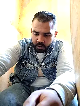 Snapshot of ListedLoin chatting on 01/14/25, 06:34 ListedLoin online show from 01/14/25, 06:34