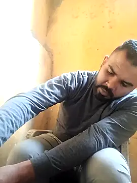 Snapshot of ListedLoin chatting on 01/28/25, 02:31 ListedLoin online show from 01/28/25, 02:31