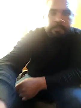 Snapshot of ListedLoin chatting on 01/30/25, 01:31 ListedLoin online show from 01/30/25, 01:31