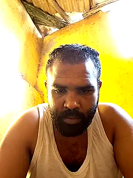 ListedLoin online show from 11/12/25, 12:38