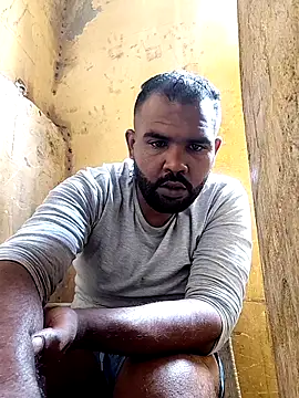 ListedLoin online show from 11/30/25, 08:18