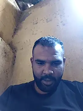 ListedLoin online show from 12/05/25, 10:57