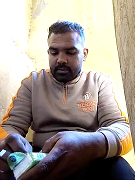 ListedLoin online show from 02/12/26, 07:03