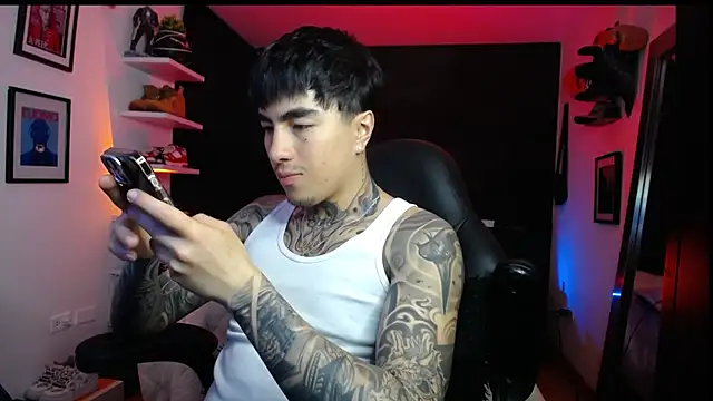 jung dragon online show from 09/30/25, 03:33