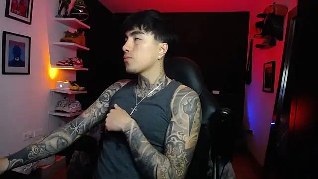 jung dragon online show from 10/21/25, 03:07