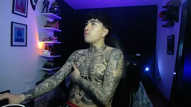 jung dragon online show from 11/12/25, 04:46