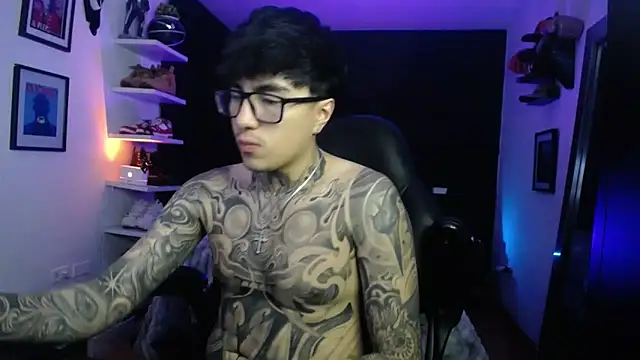 jung dragon online show from 11/15/25, 04:32