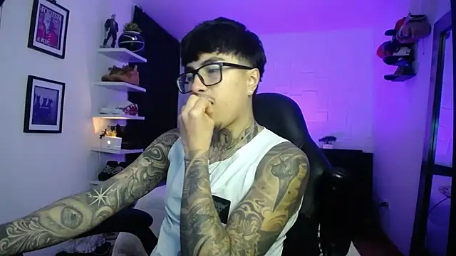 jung dragon online show from 01/18/26, 01:20