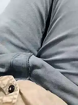 Snapshot of myhot1551 chatting on 12/23/24, 12:41 myhot1551 online show from 12/23/24, 12:41