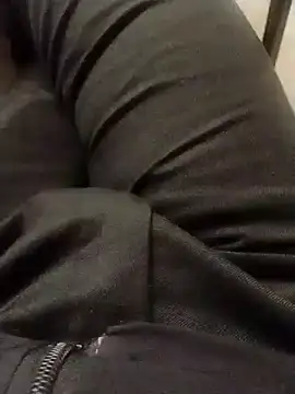 Snapshot of myhot1551 chatting on 02/19/25, 09:17 myhot1551 online show from 02/19/25, 09:17