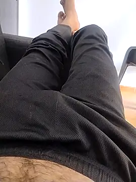 Snapshot of myhot1551 chatting on 10/12/25, 05:50 myhot1551 online show from 10/12/25, 05:50