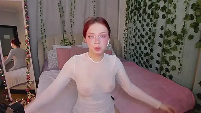 Love is Lola online show from 01/13/26, 12:05