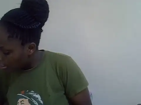 HOT-JAZMINE online show from 04/30/26, 07:47