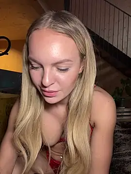 ChiaraVixen online show from 12/16/24, 02:38