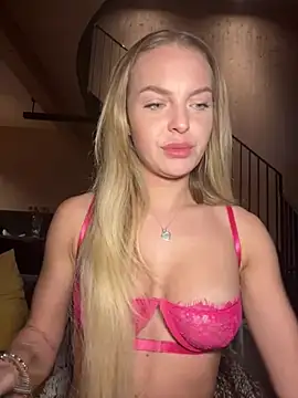 ChiaraVixen online show from 01/28/25, 03:57