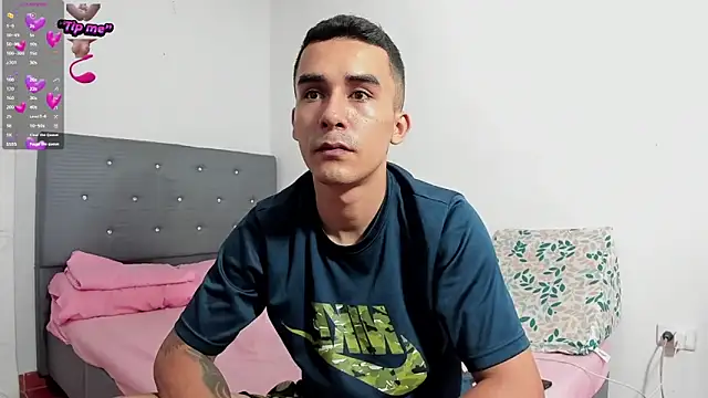 blondeb201 online show from 03/05/25, 12:16