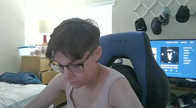 KaliSnow199623 online show from 01/04/25, 10:24