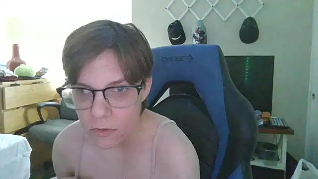 KaliSnow199623 online show from 02/17/25, 12:32