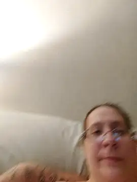 Snapshot of Icedcoffee2024 chatting on 03/23/25, 12:58 Icedcoffee2024 online show from 03/23/25, 12:58