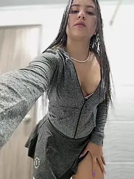 VAL PRINCESS online show from 12/19/24, 12:13