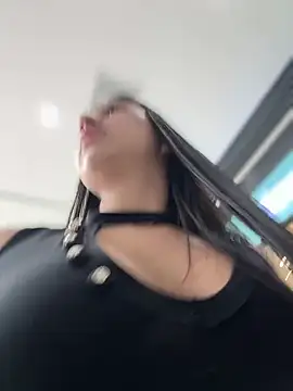 VAL PRINCESS online show from 03/05/25, 09:04