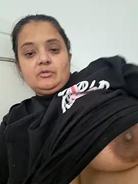 sarahhh1987 online show from 11/03/25, 09:32