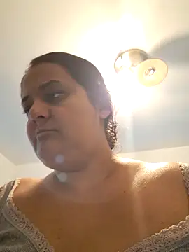 sarahhh1987 online show from 11/11/25, 08:47