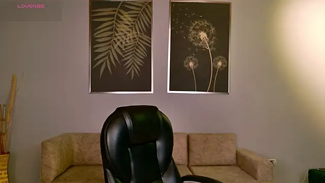 AliceHarper  online show from 03/11/25, 09:45